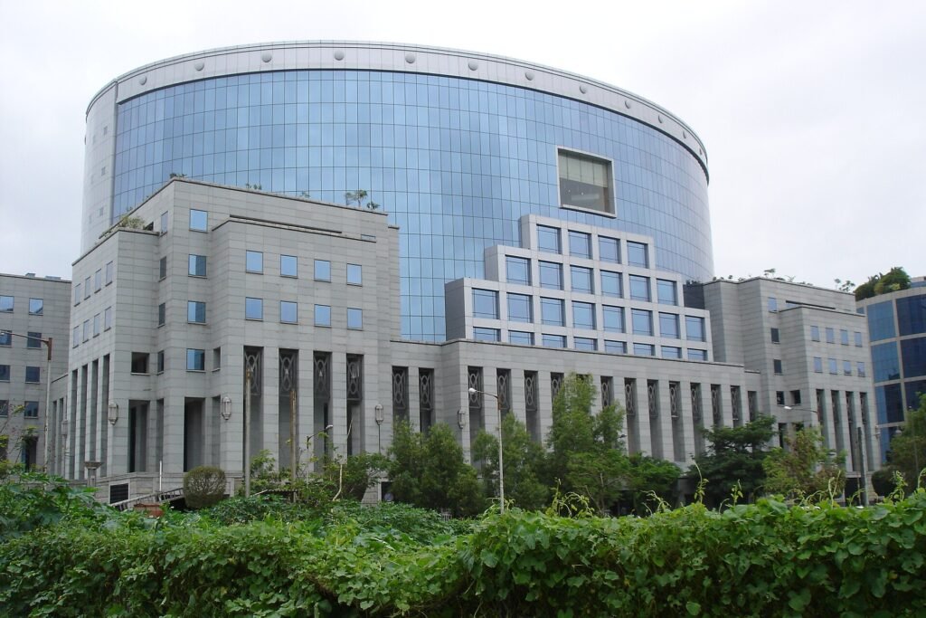 Bandra-Kurla complex Bombay 3239